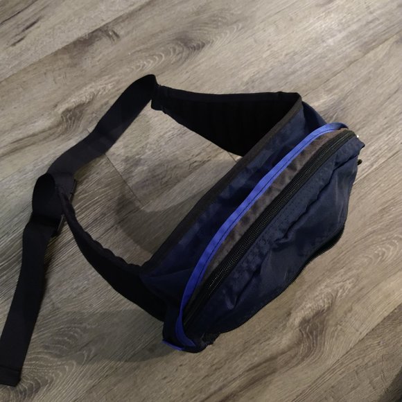 L.L. Bean Multi-Sport Fanny Pack - Picture 8 of 10
